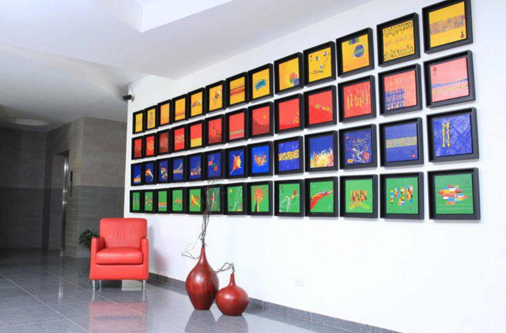 Hotel Casa del Arbol Galerias San Pedro Sula Exterior foto